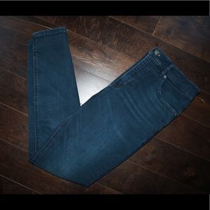 • Express High Waisted Denim Perfect Jeans